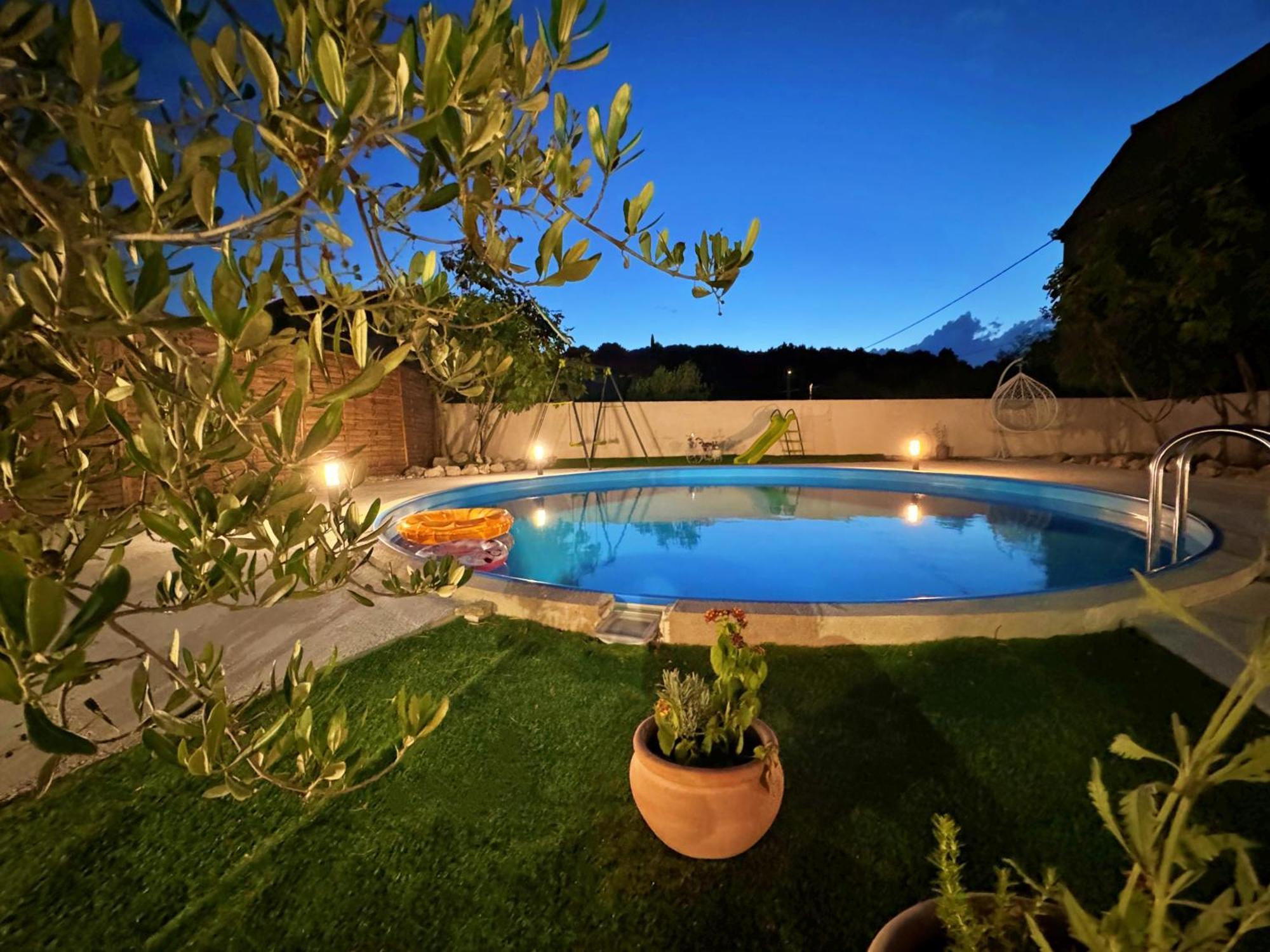 Apartments Villa Mihaela Banj Екстериор снимка